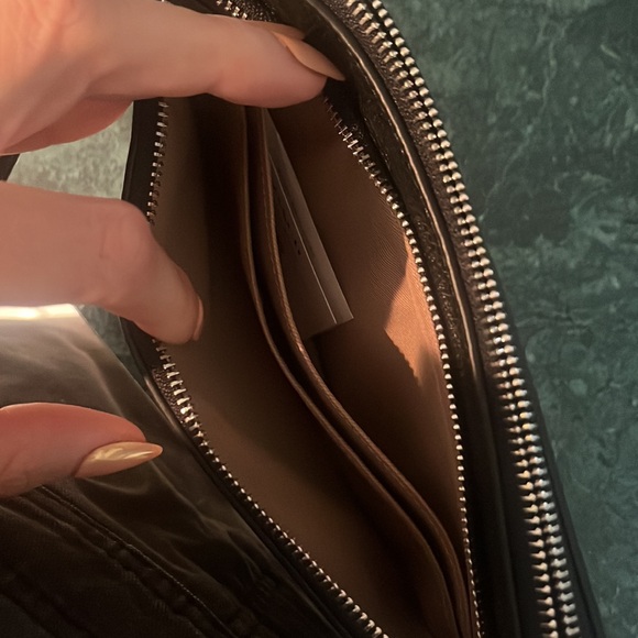 Coach CF447 Contrast Leather Double Zip Wristlet Clutch Chalk Black - Picture 5 of 6